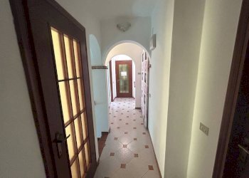 Corridoio - Villa strada Ciosa, 55, Imperia - foto 33