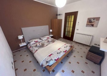 Camera da letto - Villa strada Ciosa, 55, Imperia - photo 35