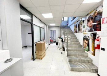 Ufficio - Ufficio via Massimo d'Azeglio, 5, Cuneo (zona Centro) - foto 7
