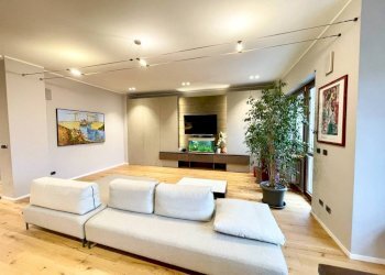 Salone - Attico corso Nizza, Cuneo (zona Donatello) - foto 7