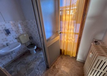 Bagno - Negozio via Madonna del Colletto, 9, Borgo San Dalmazzo - foto 14