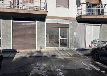 Facciata - Negozio via Madonna del Colletto, 9, Borgo San Dalmazzo - foto 17