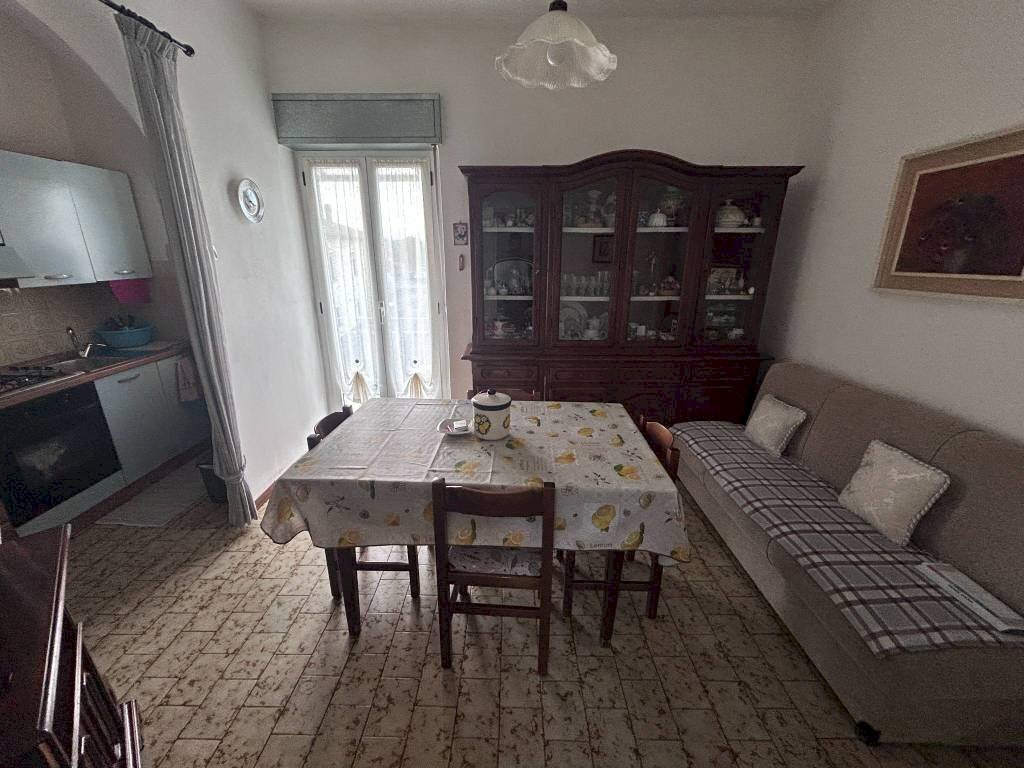 Salone - Three-room apartment via Monforte, 16, hamlet Madonna Delle Grazie, Cuneo - photo 3