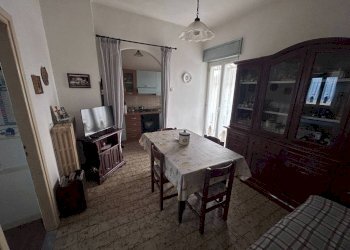 Salone - Trilocale via Monforte, 16, frazione Madonna Delle Grazie, Cuneo - foto 2