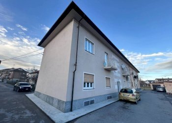 Facciata - Trilocale via Monforte, 16, frazione Madonna Delle Grazie, Cuneo - foto 17