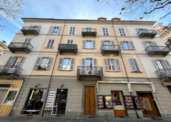 Facciata - Shop corso Giuseppe Garibaldi, Cuneo (neighborhood Centro) - photo 2