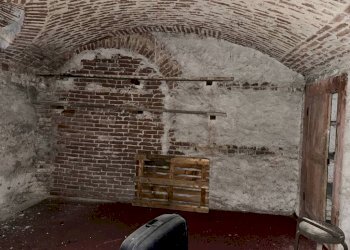 Cantina - Shop corso Giuseppe Garibaldi, Cuneo (neighborhood Centro) - photo 8