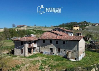 Facciata - Rustic Località San Sebastiano, Monforte d'Alba - photo 1