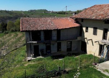 Facciata - Rustic Località San Sebastiano, Monforte d'Alba - photo 6