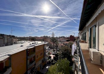 Vista - Quadrilocale via Regina Margherita, 50, Bordighera - foto 2