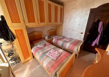 Camera da letto - Quadrilocale via Regina Margherita, 50, Bordighera - foto 16