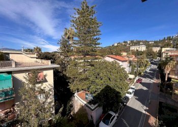 Vista - Quadrilocale via Regina Margherita, 50, Bordighera - foto 23