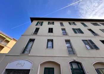 Facciata - Quadrilocale via Regina Margherita, 50, Bordighera - foto 28