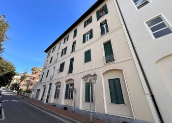 Facciata - Quadrilocale via Regina Margherita, 50, Bordighera - foto 29