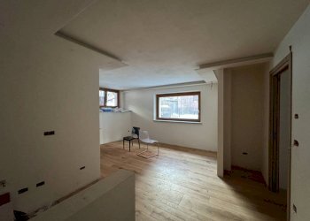 Soggiorno - Three-room apartment corso Nizza, 15, Limone Piemonte - photo 6
