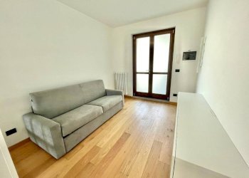 Soggiorno - Three-room apartment via Roddino, 20, Monforte d'Alba - photo 5