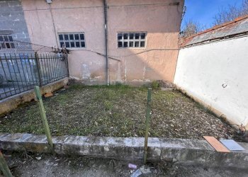Giardino - Box via Basse Sant'Anna, 15, Cuneo (zona Centro) - foto 4