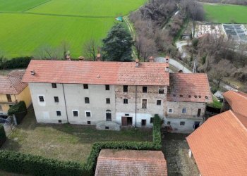 Vista - Rustico via Sant'Anselmo, frazione Madonna Delle Grazie, Cuneo - foto 2