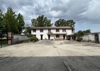 Facciata - Rustico via San Martino, Rivanazzano Terme - foto 4