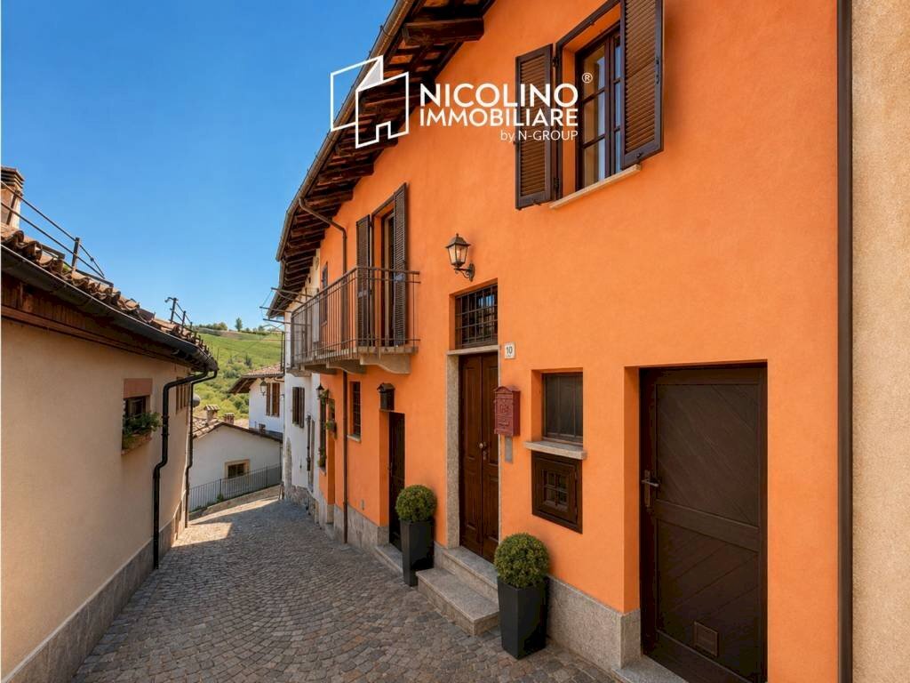 Facciata - Independent house via Vincenzo Gioberti, 10, Barolo - photo 1