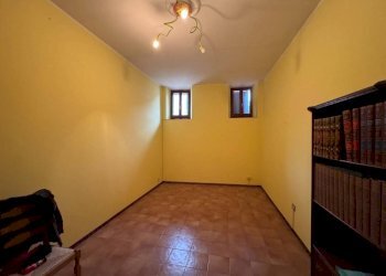 Camera da letto - Independent house via Vincenzo Gioberti, 10, Barolo - photo 10