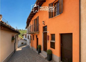 Facciata - Casa indipendente via Vincenzo Gioberti, 10, Barolo - foto 1