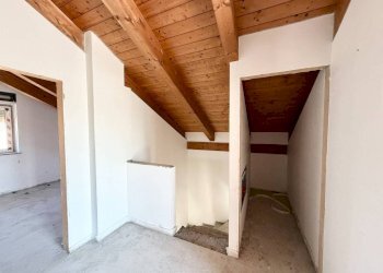 Camera da letto - Appartamento via Torino, 9, frazione Cerialdo, Cuneo - foto 21