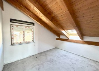 Camera da letto - Appartamento via Torino, 9, frazione Cerialdo, Cuneo - foto 26