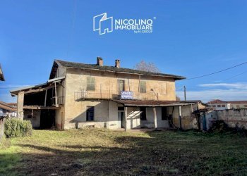 Facciata - Rustico via San Bernardo, 6, frazione Roata Rossi, Cuneo - foto 1