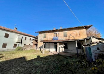 Facciata - Rustico via San Bernardo, 6, frazione Roata Rossi, Cuneo - foto 5