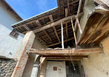 Facciata - Rustico via San Bernardo, 6, frazione Roata Rossi, Cuneo - foto 19