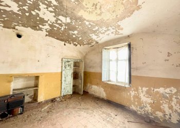 Stanza non arredata - Rustico via San Bernardo, 6, frazione Roata Rossi, Cuneo - foto 21