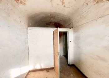 Stanza non arredata - Rustico via San Bernardo, 6, frazione Roata Rossi, Cuneo - foto 27