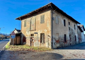 Facciata - Rustico via San Bernardo, 6, frazione Roata Rossi, Cuneo - foto 30