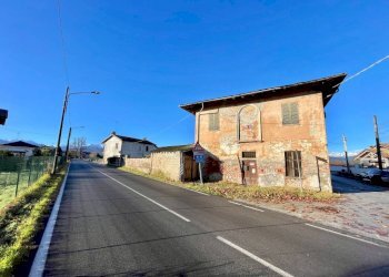 Facciata - Rustico via San Bernardo, 6, frazione Roata Rossi, Cuneo - foto 31