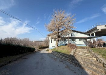 Magazzino - Magazzino via Bisalta, 60, frazione Madonna Delle Grazie, Cuneo - foto 17