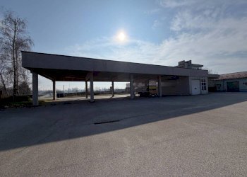 Magazzino - Magazzino via Bisalta, 60, frazione Madonna Delle Grazie, Cuneo - foto 42