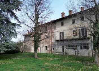 Facciata - Stabile - Palazzo via Sant'Anselmo, frazione Madonna Delle Grazie, Cuneo - foto 12