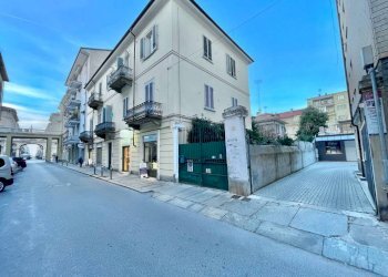 Zona - Negozio via Massimo d'Azeglio, 5, Cuneo (zona Centro) - foto 17