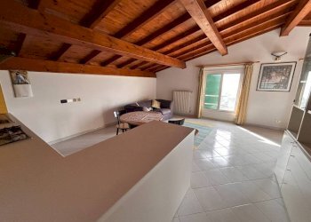 Stanza arredata - Villa strada Passo del Bandito, Seborga - photo 40