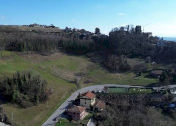 Terreno - Agricultural land via Alba, Monforte d'Alba - photo 4