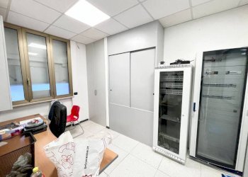 Ufficio - Negozio via Massimo d'Azeglio, 5, Cuneo (zona Centro) - foto 17