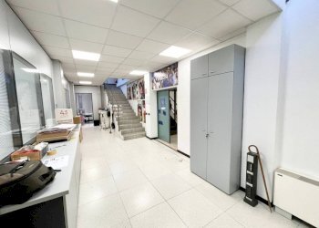 Ufficio - Negozio via Massimo d'Azeglio, 5, Cuneo (zona Centro) - foto 20