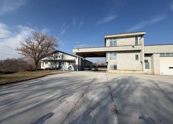 Magazzino - Office via Bisalta, 60, hamlet Madonna Delle Grazie, Cuneo - photo 16