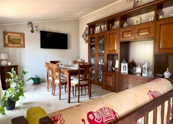 Salone - Trilocale via Pietro Nenni, 31, Montelibretti - foto 1