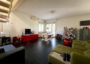 Salone - Quadrilocale via Montagnana, Parma (zona Cittadella) - foto 2