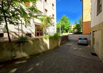 Posto macchina - Quadrilocale via Montagnana, Parma (zona Cittadella) - foto 36