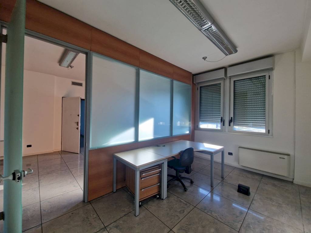 Ufficio - Office via Alcide De Gasperi, 88, Rho - photo 3