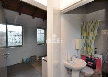 Bagno - Magazzino Borgata Bisdonio, 11, Pont-Canavese - foto 3