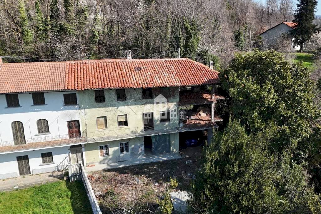 Vista - Independent house Frazione Spineto, snc, Castellamonte - photo 1